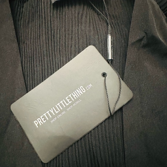 Pretty Little Thing Black Plunge Neck Pleated Party Dress Womens 8 UK12 - Picture 5 of 6